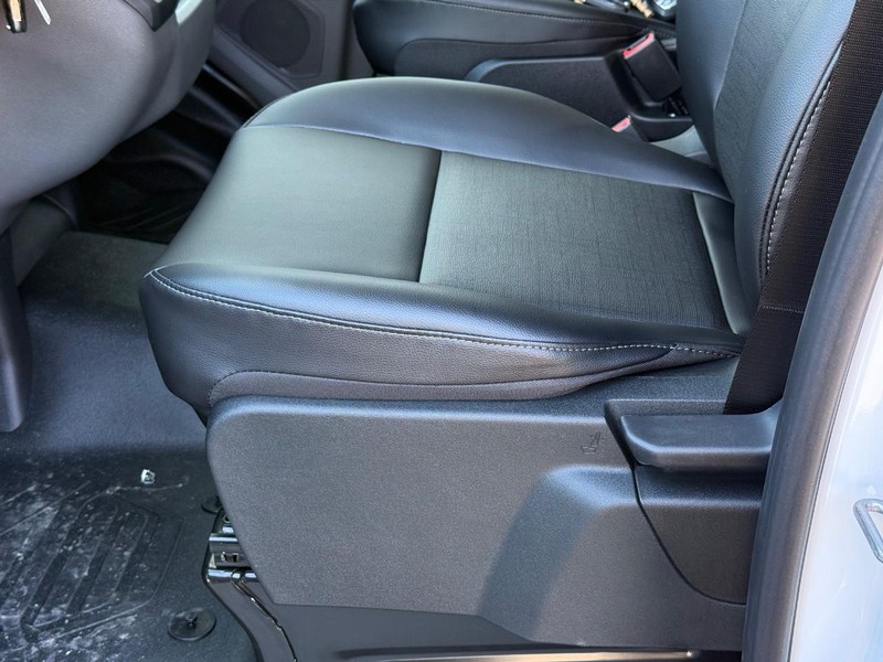 Ford Transit Cargo Van Vehicle Full-screen Gallery Image 16