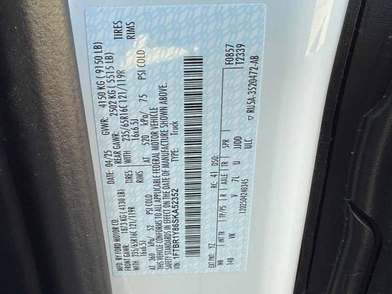 Ford Transit Cargo Van Vehicle Full-screen Gallery Image 17