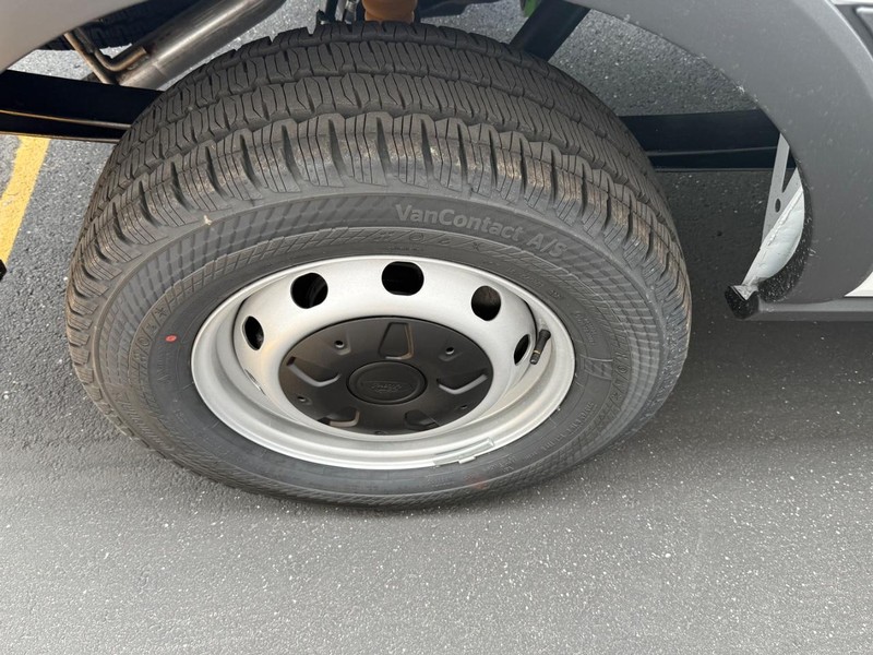 Ford Transit Cargo Van Vehicle Full-screen Gallery Image 4