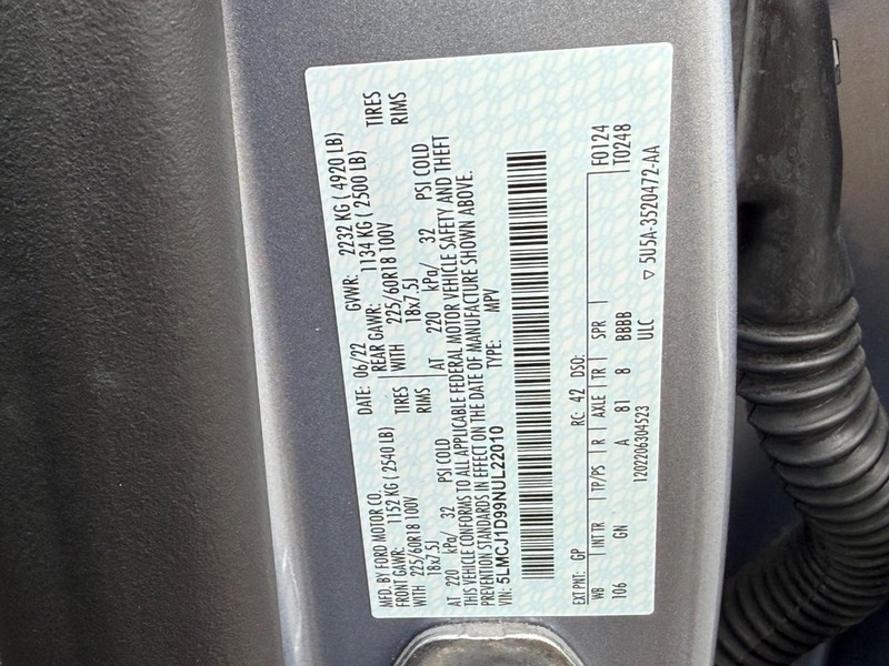 Lincoln Corsair Vehicle Full-screen Gallery Image 25