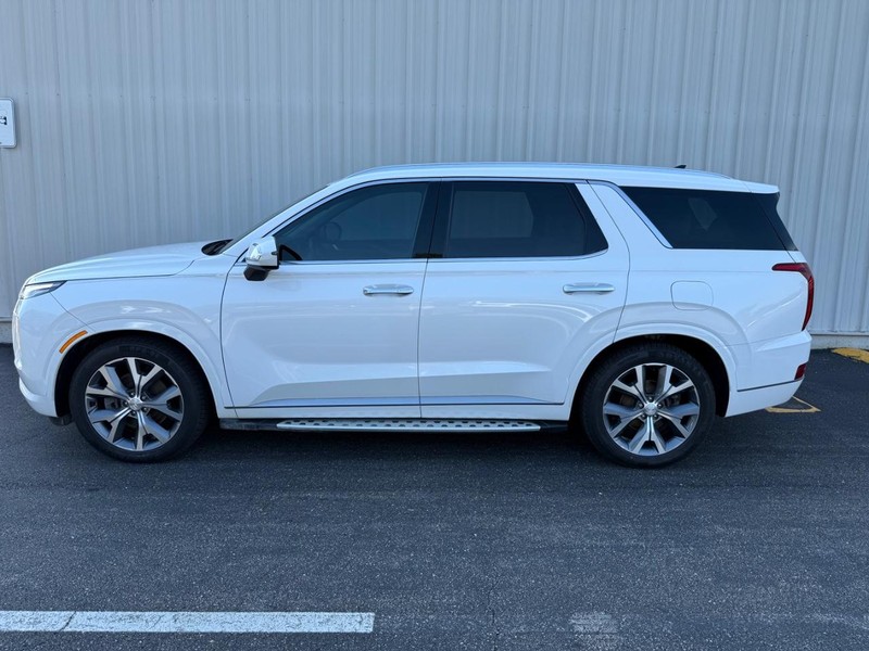 Hyundai Palisade Vehicle Full-screen Gallery Image 2