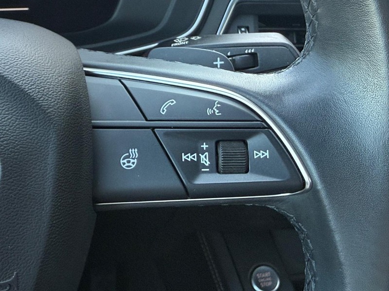 Audi A5 Sportback Vehicle Full-screen Gallery Image 17