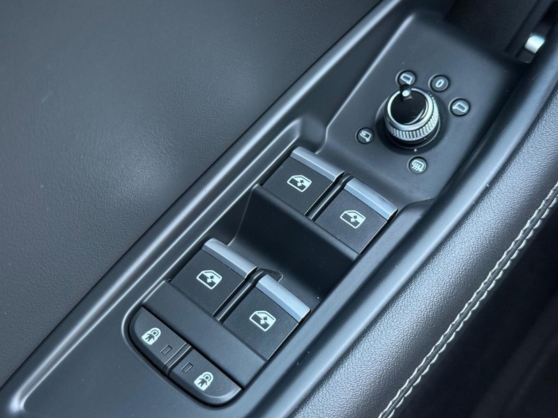 Audi A5 Sportback Vehicle Full-screen Gallery Image 21