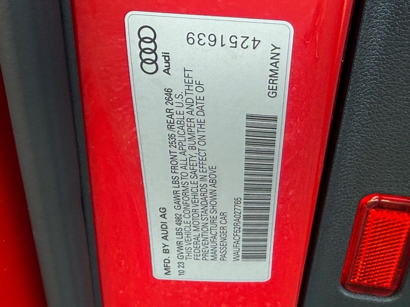 Audi A5 Sportback Vehicle Full-screen Gallery Image 23