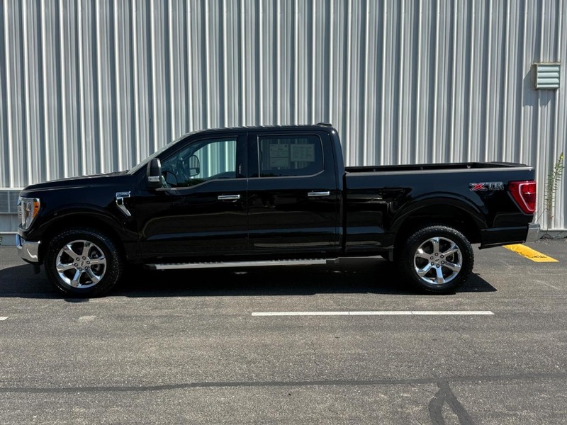Ford F-150 Vehicle Full-screen Gallery Image 2