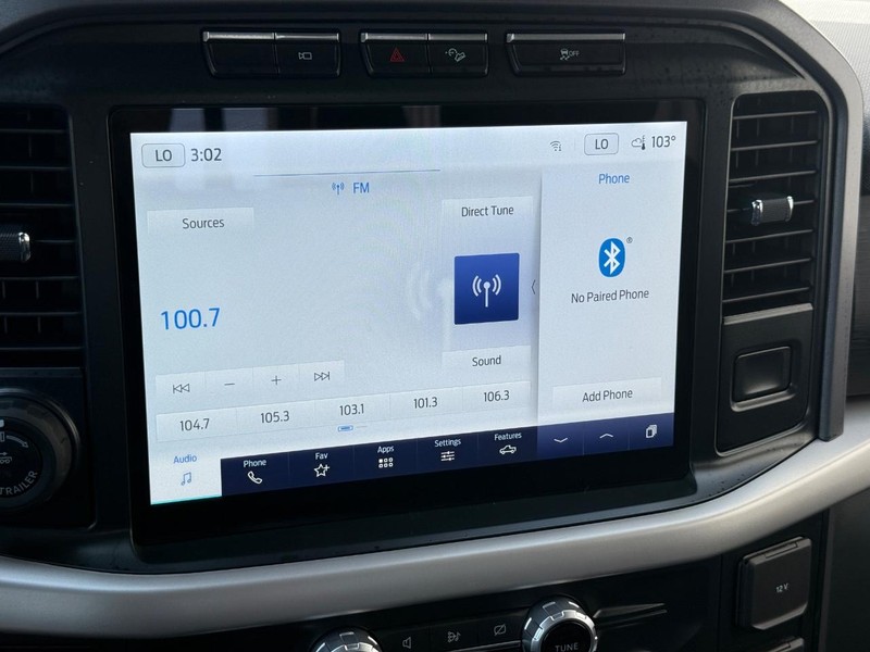 Ford F-150 Vehicle Full-screen Gallery Image 18