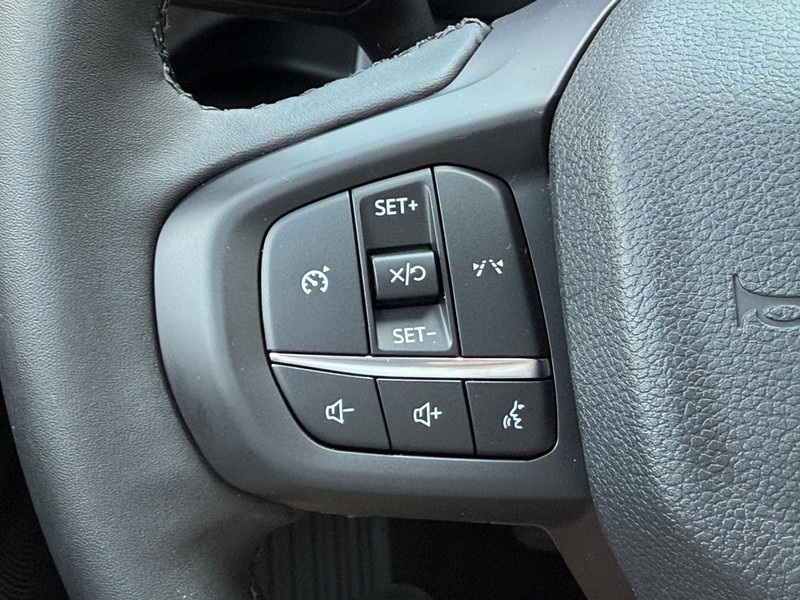 Ford Ranger Vehicle Full-screen Gallery Image 11