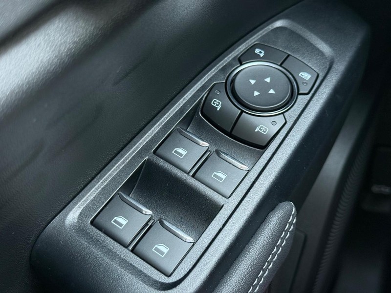 Ford Ranger Vehicle Full-screen Gallery Image 15