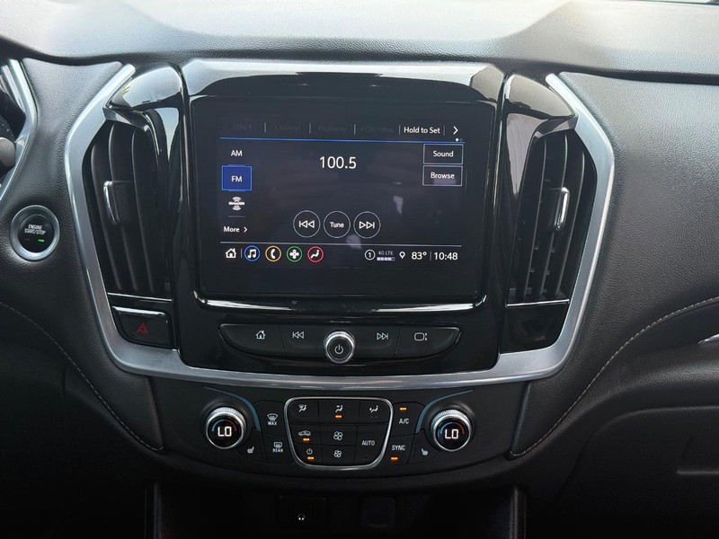 Chevrolet Traverse Vehicle Full-screen Gallery Image 12