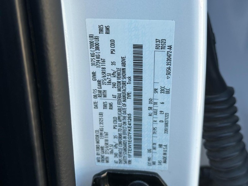 Ford F-150 Vehicle Full-screen Gallery Image 23