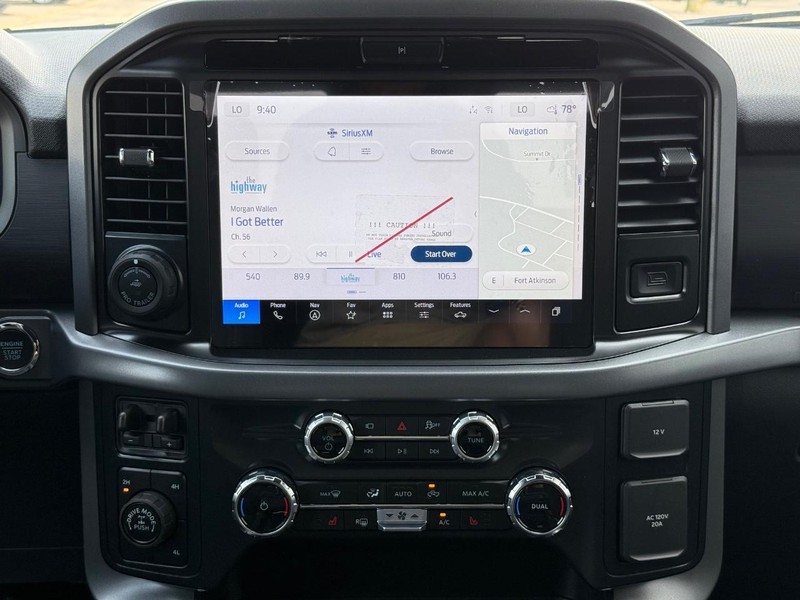 Ford F-150 Vehicle Full-screen Gallery Image 7