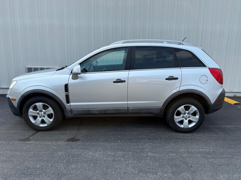 Chevrolet Captiva Sport Fleet Vehicle Full-screen Gallery Image 02