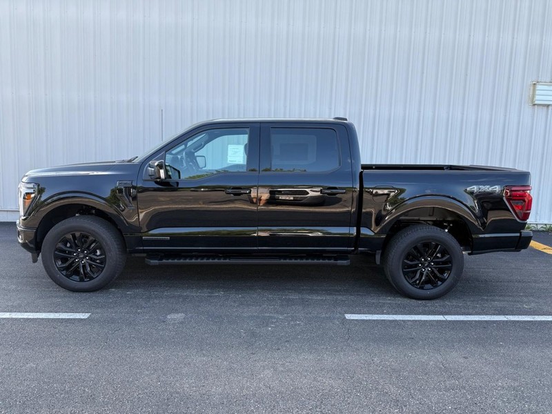 Ford F-150 Vehicle Full-screen Gallery Image 2