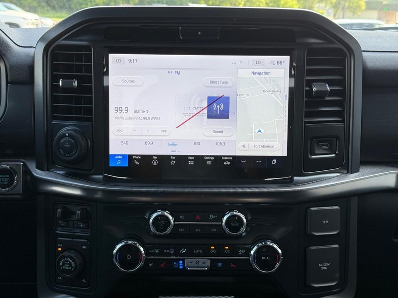 Ford F-150 Vehicle Full-screen Gallery Image 7