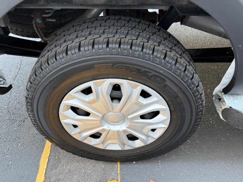 Ford Transit Cargo Van Vehicle Full-screen Gallery Image 7