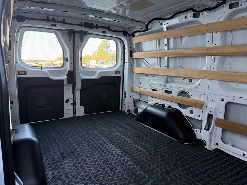 Ford Transit Cargo Van Vehicle Full-screen Gallery Image 9