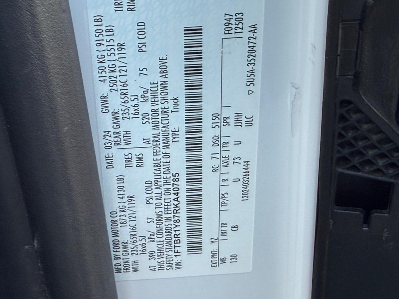 Ford Transit Cargo Van Vehicle Full-screen Gallery Image 22