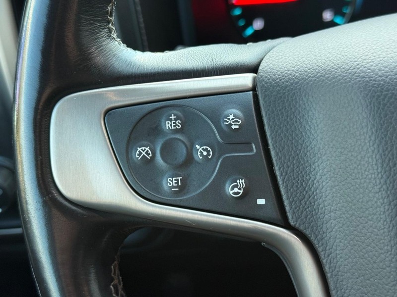 GMC Sierra 2500HD Vehicle Full-screen Gallery Image 15