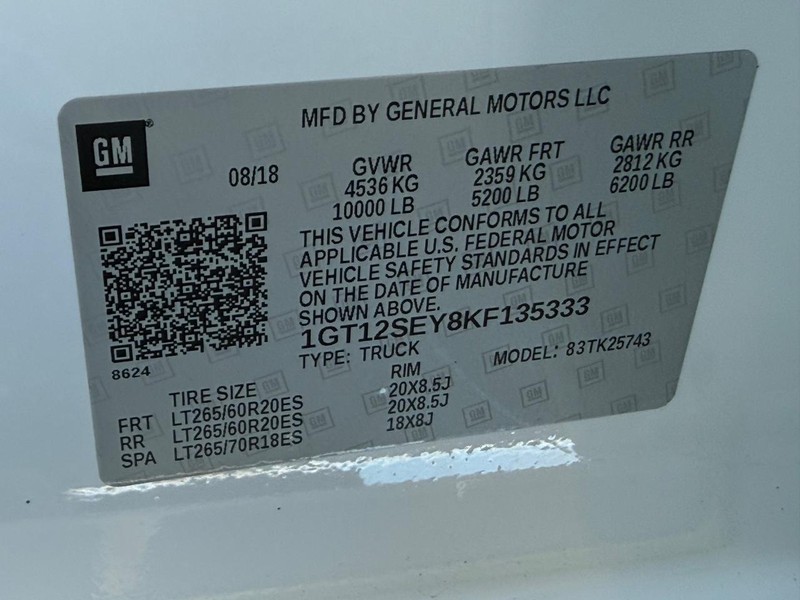 GMC Sierra 2500HD Vehicle Full-screen Gallery Image 22