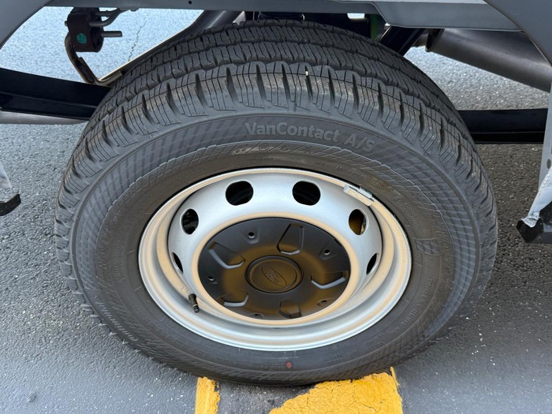 Ford Transit Cargo Van Vehicle Full-screen Gallery Image 4