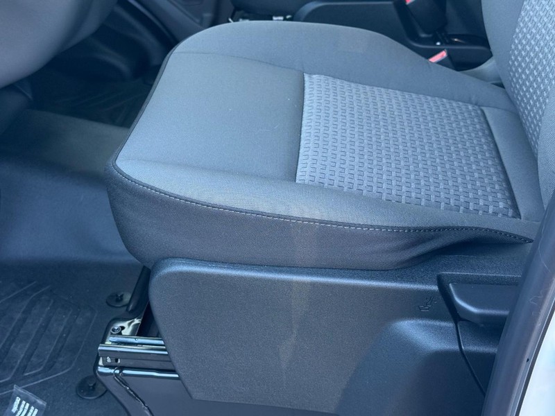 Ford Transit Cargo Van Vehicle Full-screen Gallery Image 15