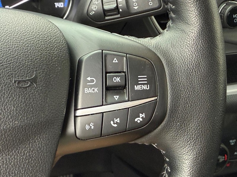 Ford Bronco Sport Vehicle Full-screen Gallery Image 17