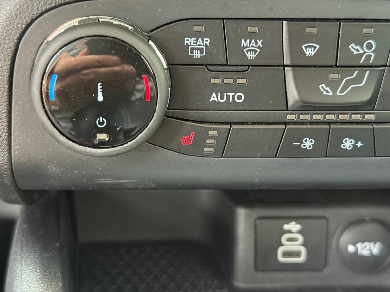 Ford Bronco Sport Vehicle Full-screen Gallery Image 20