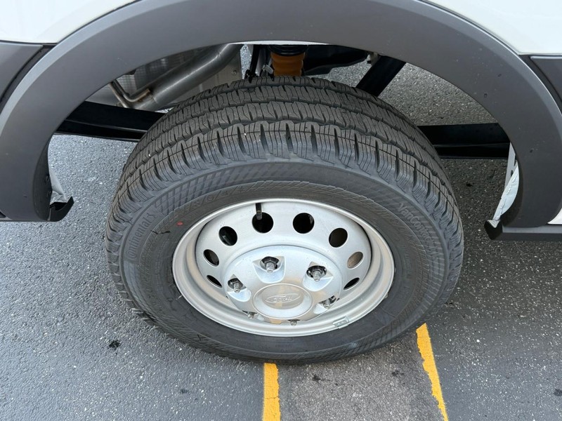 Ford Transit Cargo Van Vehicle Full-screen Gallery Image 4