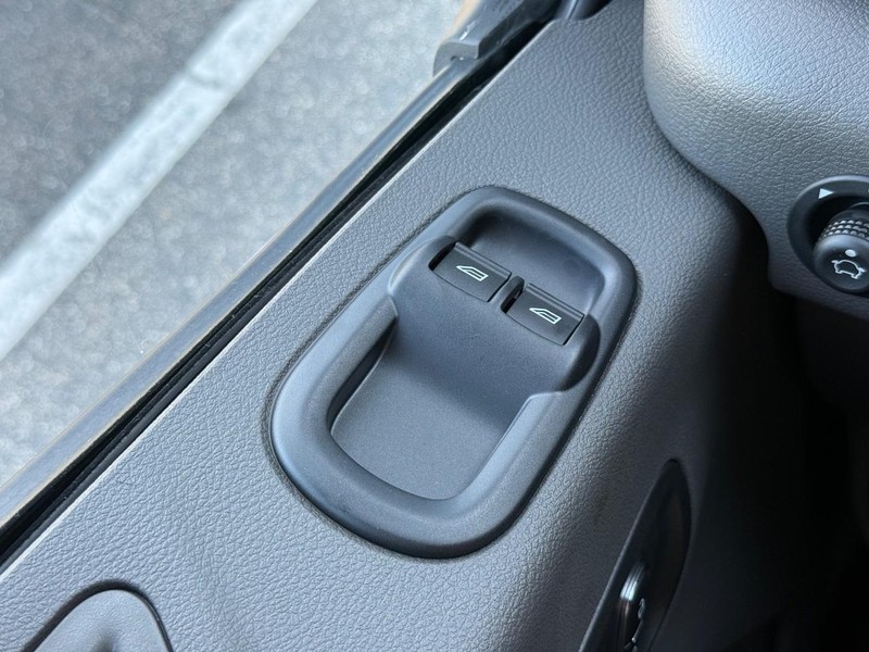 Ford Transit Cargo Van Vehicle Full-screen Gallery Image 14