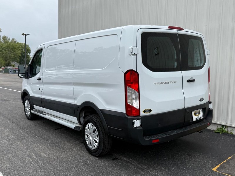 Ford Transit Cargo Van Vehicle Full-screen Gallery Image 3