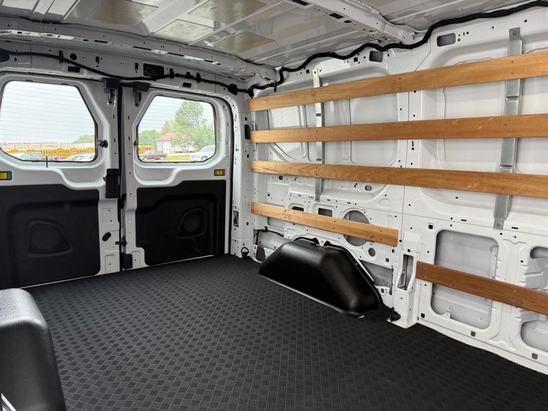 Ford Transit Cargo Van Vehicle Full-screen Gallery Image 9