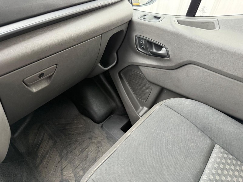 Ford Transit Cargo Van Vehicle Full-screen Gallery Image 15