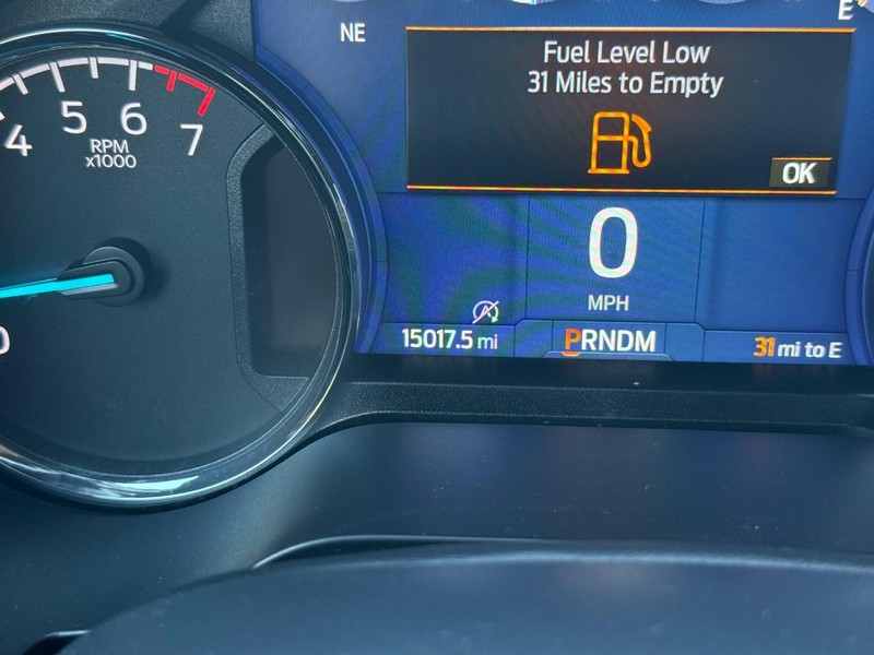 Ford F-150 Vehicle Full-screen Gallery Image 16