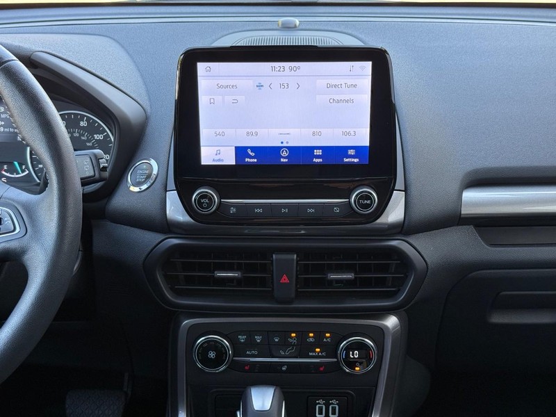 Ford EcoSport Vehicle Full-screen Gallery Image 10