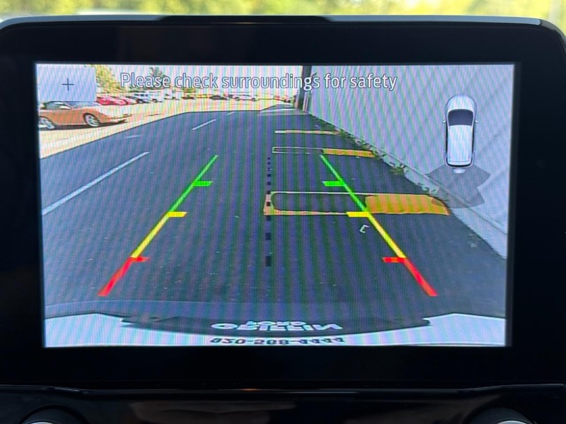 Ford EcoSport Vehicle Full-screen Gallery Image 17