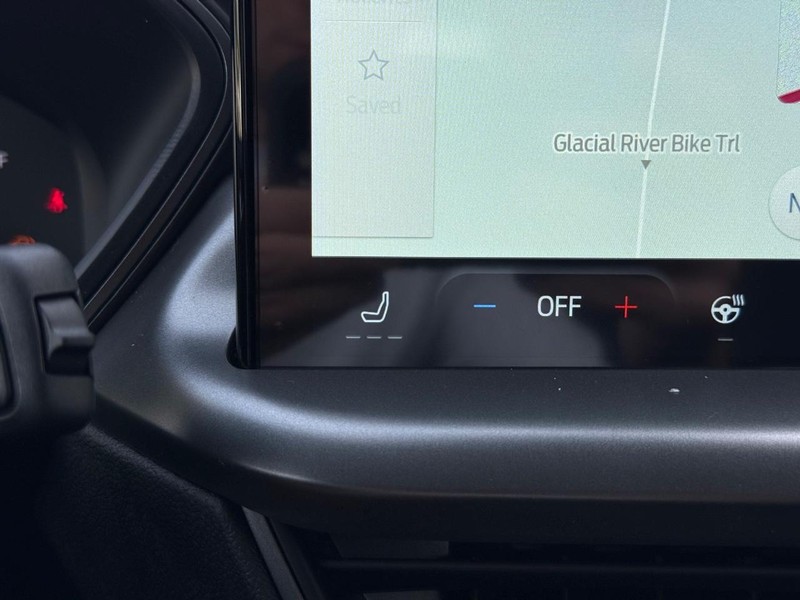 Ford Escape Vehicle Full-screen Gallery Image 14