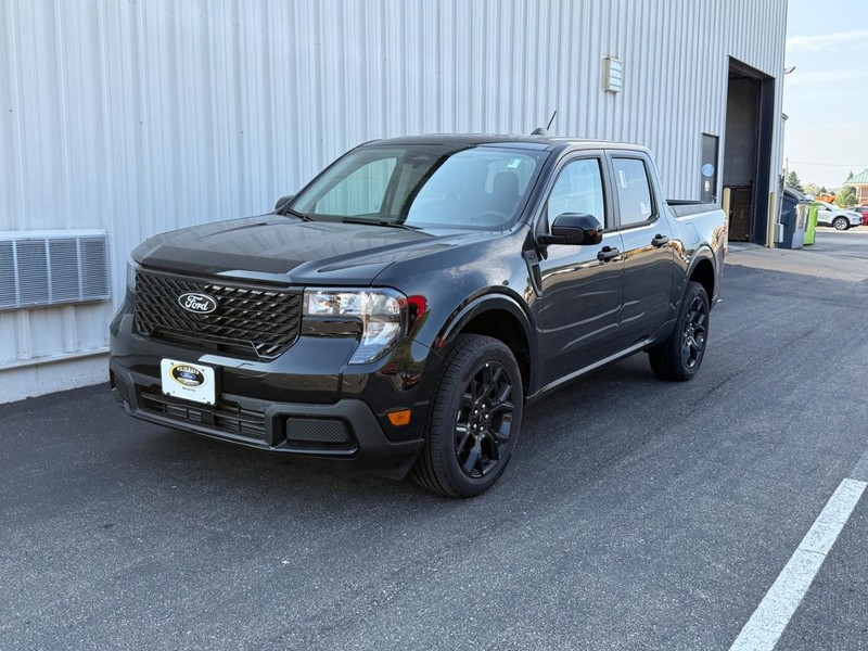 Ford Maverick Vehicle Full-screen Gallery Image 4