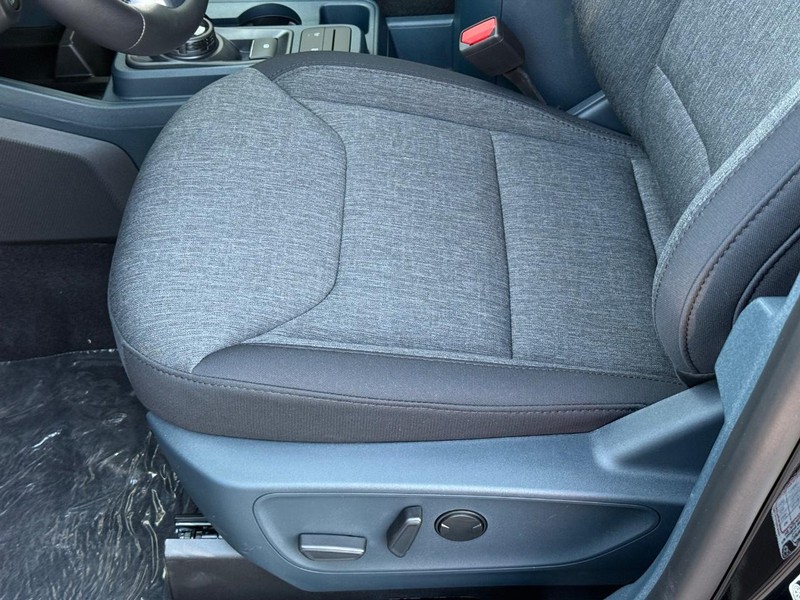 Ford Maverick Vehicle Full-screen Gallery Image 18