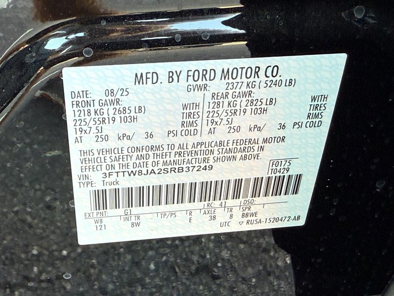 Ford Maverick Vehicle Full-screen Gallery Image 19