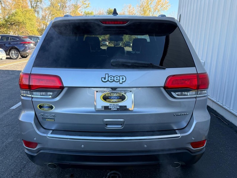 Jeep Grand Cherokee Vehicle Full-screen Gallery Image 4