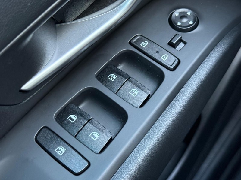 Hyundai Santa Cruz Vehicle Full-screen Gallery Image 20