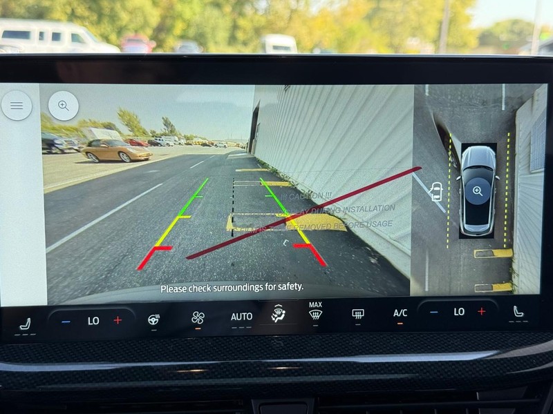 Ford Escape Vehicle Full-screen Gallery Image 14