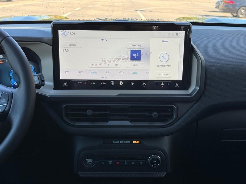 Ford Bronco Sport Vehicle Full-screen Gallery Image 7