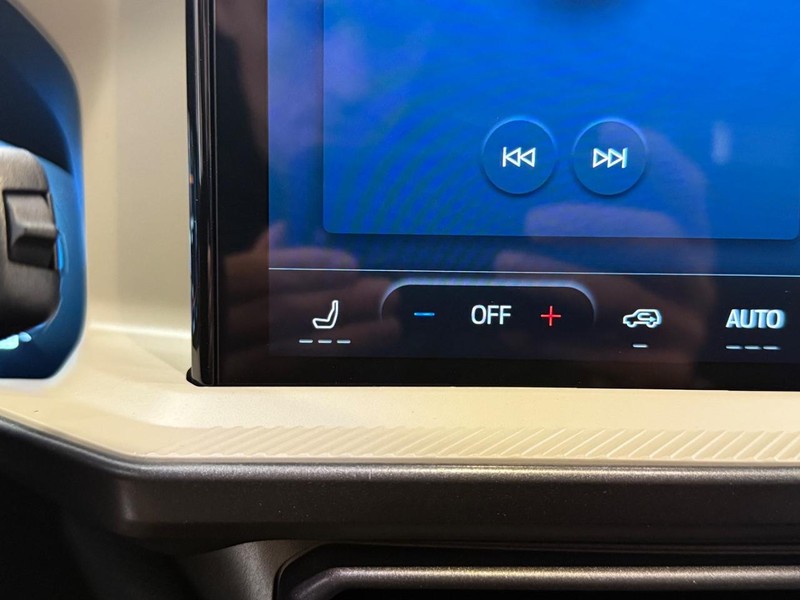 Ford Bronco Sport Vehicle Full-screen Gallery Image 13