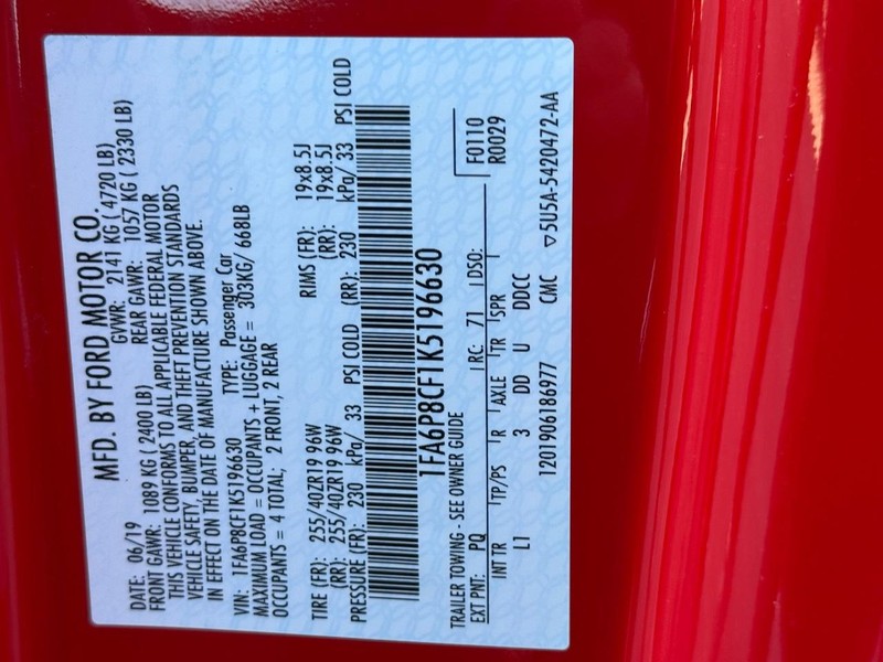 Ford Mustang Vehicle Full-screen Gallery Image 22