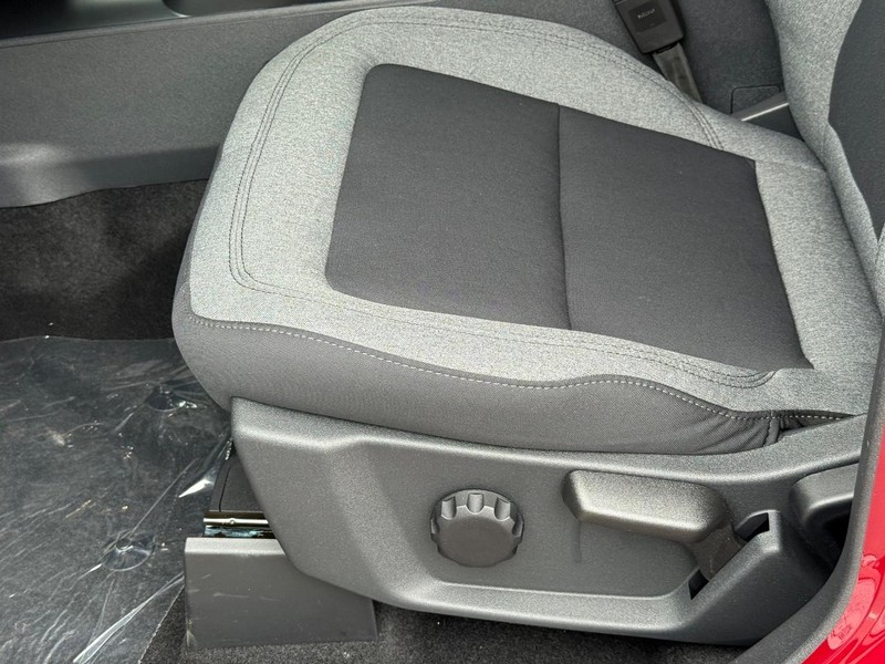 Ford Bronco Vehicle Full-screen Gallery Image 17