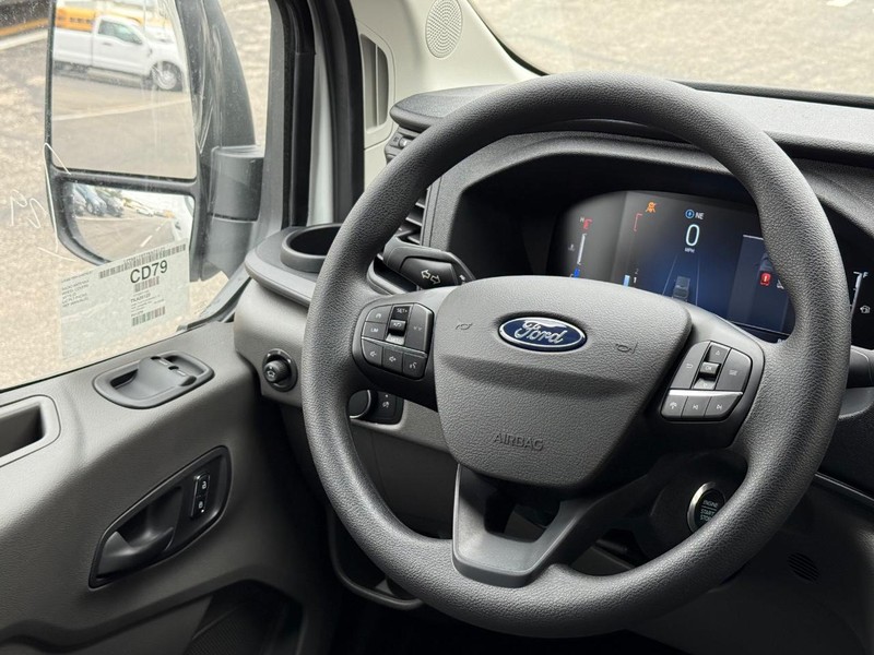 Ford Transit Cargo Van Vehicle Full-screen Gallery Image 9