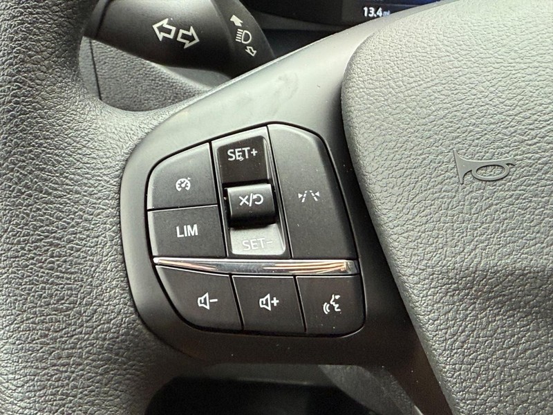 Ford Transit Cargo Van Vehicle Full-screen Gallery Image 11