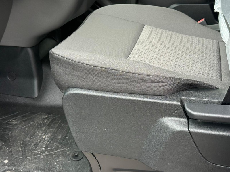 Ford Transit Cargo Van Vehicle Full-screen Gallery Image 15