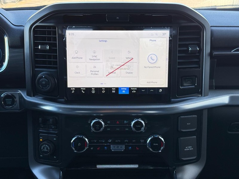 Ford F-150 Vehicle Full-screen Gallery Image 7